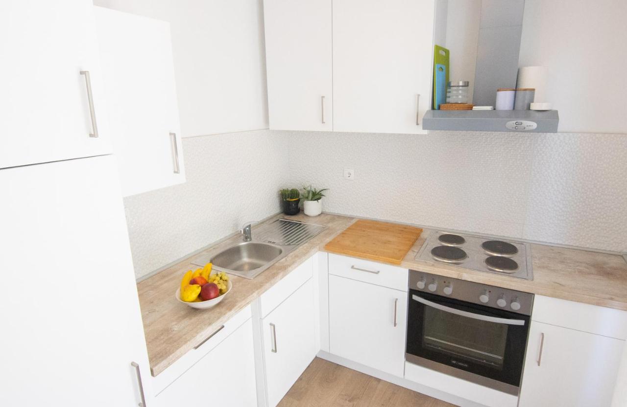 Apartman Grepo มาคาร์สกา ภายนอก รูปภาพ